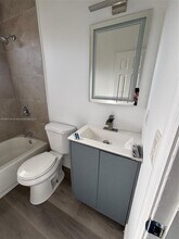 616 SW 4th St in Hallandale Beach, FL - Building Photo - Building Photo