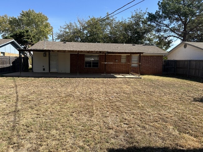 5122 Fairway Blvd in Wichita Falls, TX - Building Photo - Building Photo