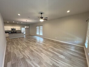 11146 Coral Delight Ave in Gonzales, LA - Building Photo - Building Photo