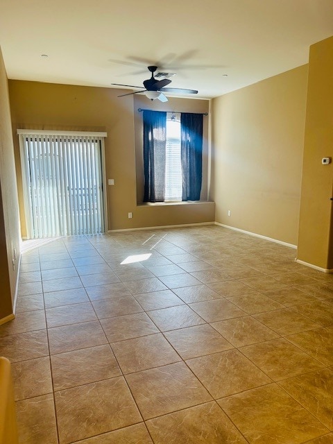 2725 E Mine Creek Rd, Unit 2126 in Phoenix, AZ - Foto de edificio - Building Photo