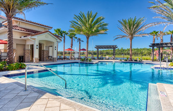 Messina Luxury Apartments in New Smyrna Beach, FL - Foto de edificio - Building Photo