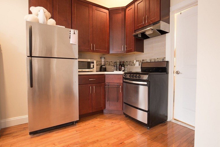 145 W 136th St in New York, NY - Building Photo