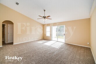 3692 Arava Dr in Green Cove Springs, FL - Foto de edificio - Building Photo