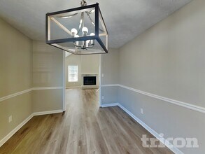 1761 Silver Leaf Ct SW in Marietta, GA - Foto de edificio - Building Photo