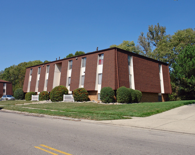 Twin Bluffs in Dayton, OH - Building Photo - Building Photo