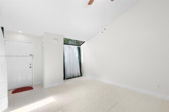 7144 Sportsman Dr in North Lauderdale, FL - Building Photo - Building Photo