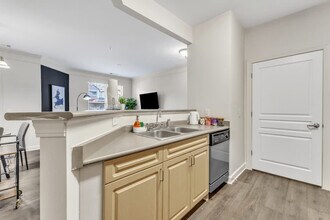 7011 Almaden Way in Cary, NC - Building Photo - Building Photo
