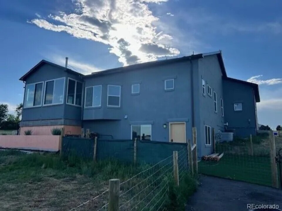 11295 Grassland Rd in Colorado Springs, CO - Building Photo
