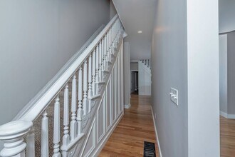 2213 Carey Wy in Pittsburgh, PA - Building Photo - Building Photo