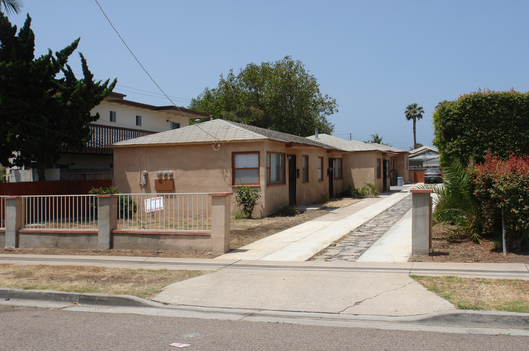 92 Madison Ave in Chula Vista, CA - Building Photo