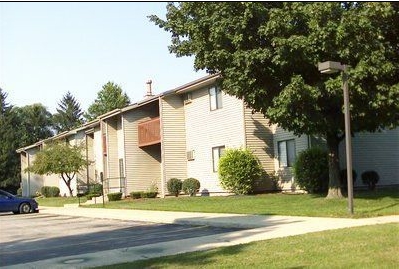 Center Street Apartments in Hartford, MI - Building Photo