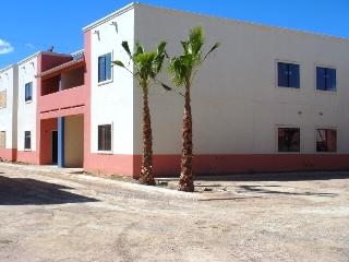 10132 Dyer St in El Paso, TX - Building Photo - Building Photo