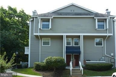 5700 Chapman Mill Dr in North Bethesda, MD - Building Photo - Building Photo