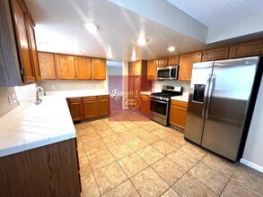 450 Brittany Ave in Reno, NV - Building Photo - Building Photo