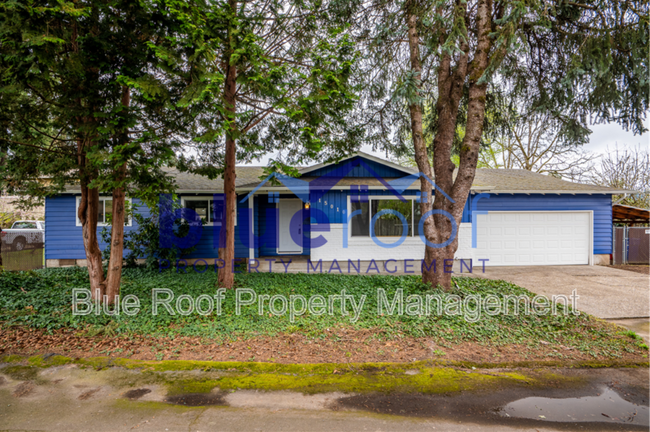 15010 SE Linden Ln in Milwaukie, OR - Building Photo - Building Photo