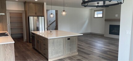 2135 N Klemmer Ave in Kuna, ID - Building Photo - Building Photo