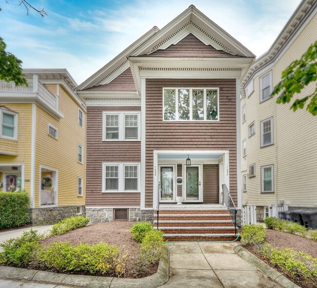 property at 1632 Columbia Rd