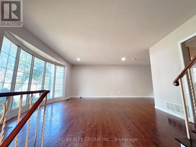 property at 31 Roanoke Rd