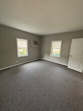 8 Quincy Ave in Norwood, MA - Building Photo - Building Photo