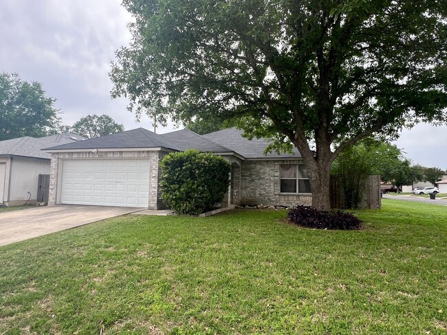 5251 Senisa Springs in San Antonio, TX - Building Photo - Building Photo