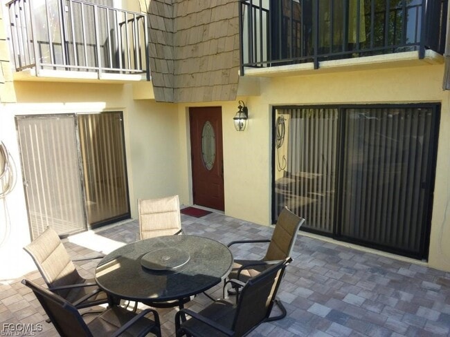 property at 5542 Malt Dr
