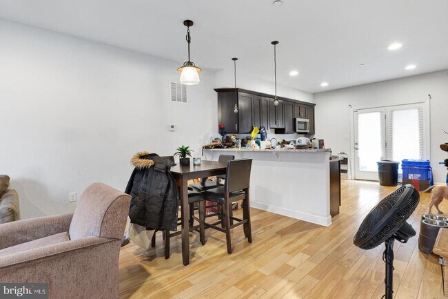 2629 Cedar St in Philadelphia, PA - Building Photo - Building Photo