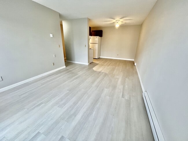 Okanagan Place 1955 in Kelowna, BC - Building Photo - Building Photo