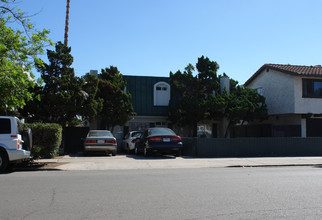 4137 Highland Ave in San Diego, CA - Building Photo - Building Photo