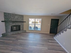 709 Ganim Dr in Belleville, IL - Building Photo - Building Photo