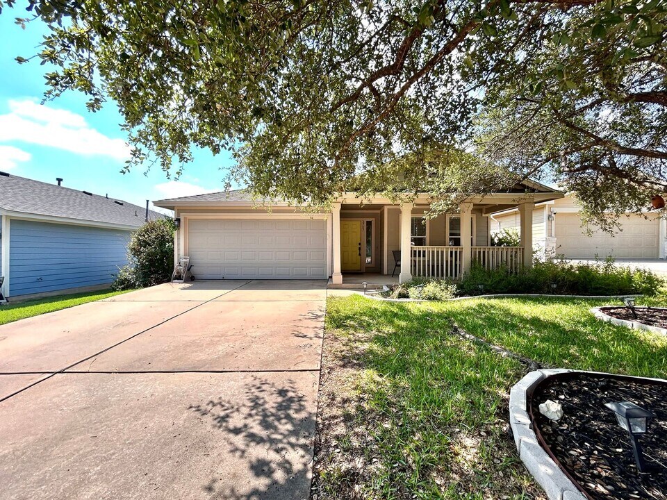 2707 Amberglow Ct in Round Rock, TX - Building Photo