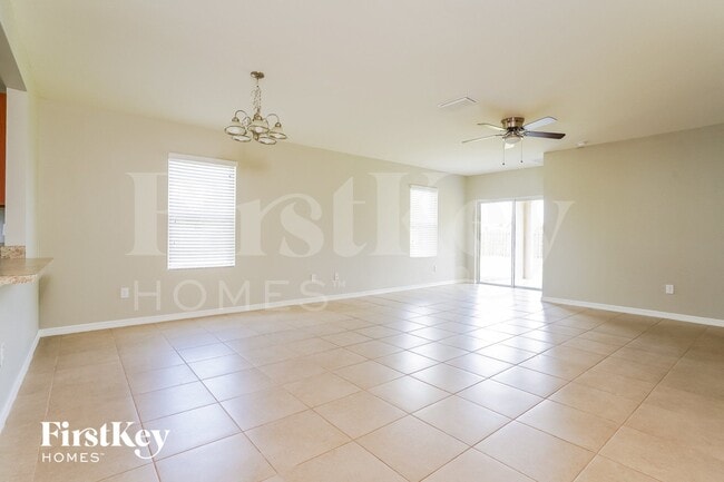 3003 SW 5th Pl in Cape Coral, FL - Building Photo - Building Photo