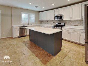 981 N 169th Ave in Goodyear, AZ - Foto de edificio - Building Photo