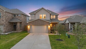 2133 Windy Grove Dr in Texas City, TX - Building Photo