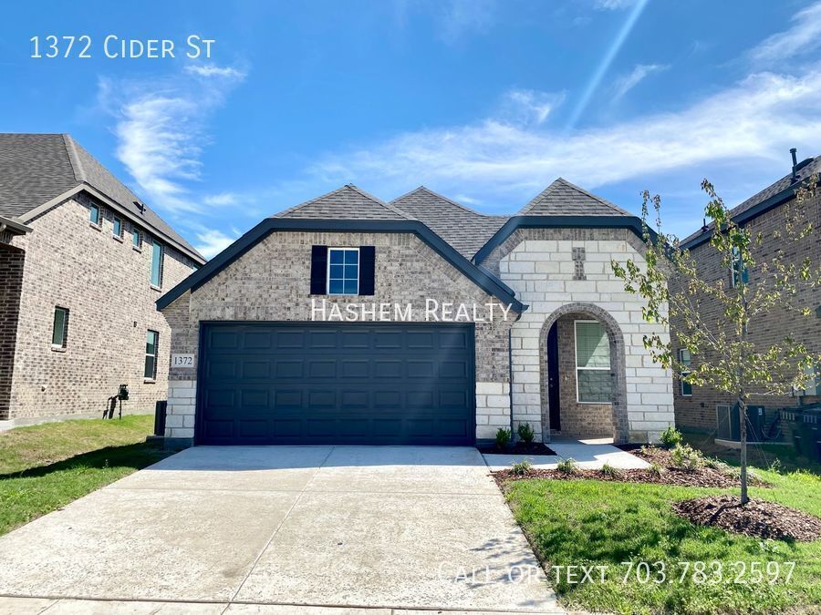 1372 Cider St in Forney, TX - Building Photo