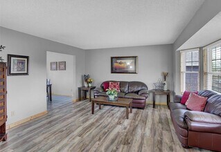 7655 Hickorywood Dr in Colorado Springs, CO - Building Photo - Building Photo
