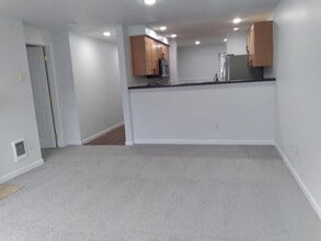 26205 116th Ave SE, Unit Aspen Grove Condo #A104 in Kent, WA - Foto de edificio - Building Photo