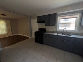 15125 East End Ave in Dolton, IL - Building Photo - Building Photo