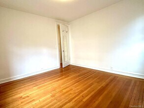 70 Haven Ave in New York, NY - Building Photo - Building Photo