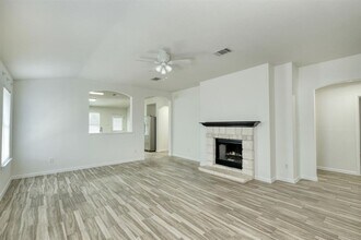 1204 Kenneys Way in Round Rock, TX - Building Photo - Building Photo