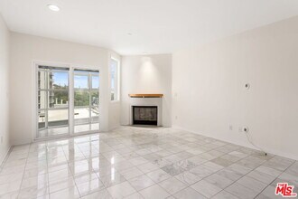 171 N Church Ln in Los Angeles, CA - Building Photo - Building Photo