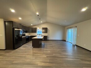 12772 N Cavanaugh Dr in Rathdrum, ID - Building Photo - Building Photo