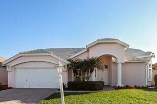 3712 72nd Ave Cir E in Sarasota, FL - Building Photo
