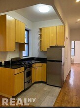 407 W 51st St in New York, NY - Building Photo - Building Photo