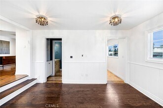 6000 Woodman Ave, Unit A1 in Los Angeles, CA - Building Photo - Building Photo