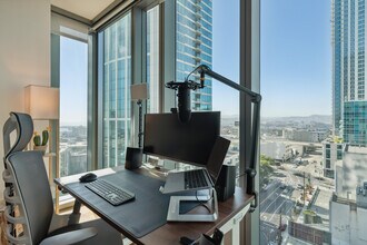 399 Fremont St in San Francisco, CA - Building Photo - Building Photo