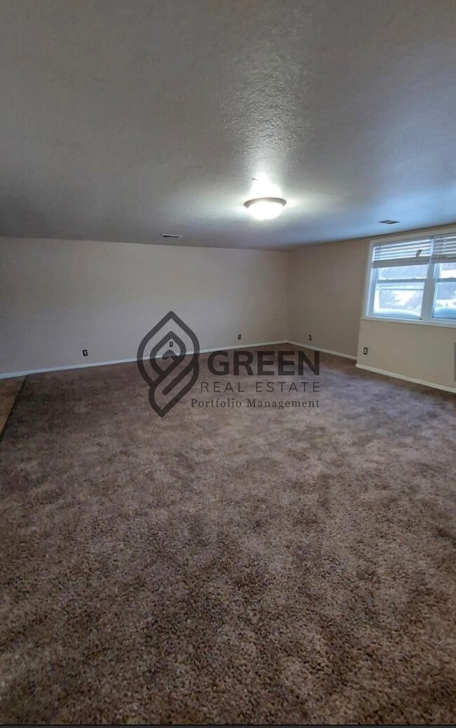 275 S 3rd Ave in Kankakee, IL - Building Photo - Building Photo