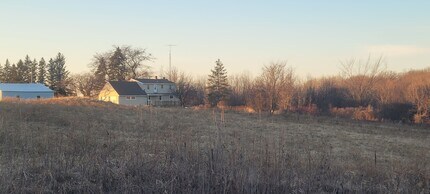 9333 Skyline Dr in Allenton, WI - Building Photo - Building Photo