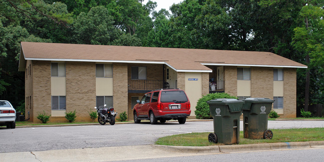 Chateua Apartments in Raleigh, NC - Foto de edificio - Building Photo