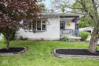 113 E Indiana Ave in Pendleton, IN - Building Photo - Building Photo