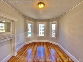 36 North Beacon St in Boston, MA - Building Photo